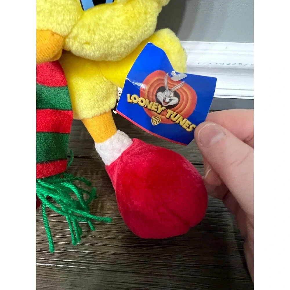 Looney Tunes Mania bring home